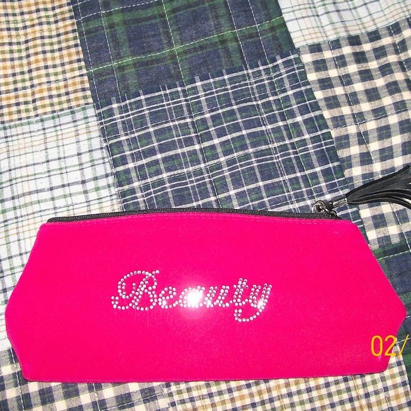 NWT VS Makeup Bag - Picture 5 of 5